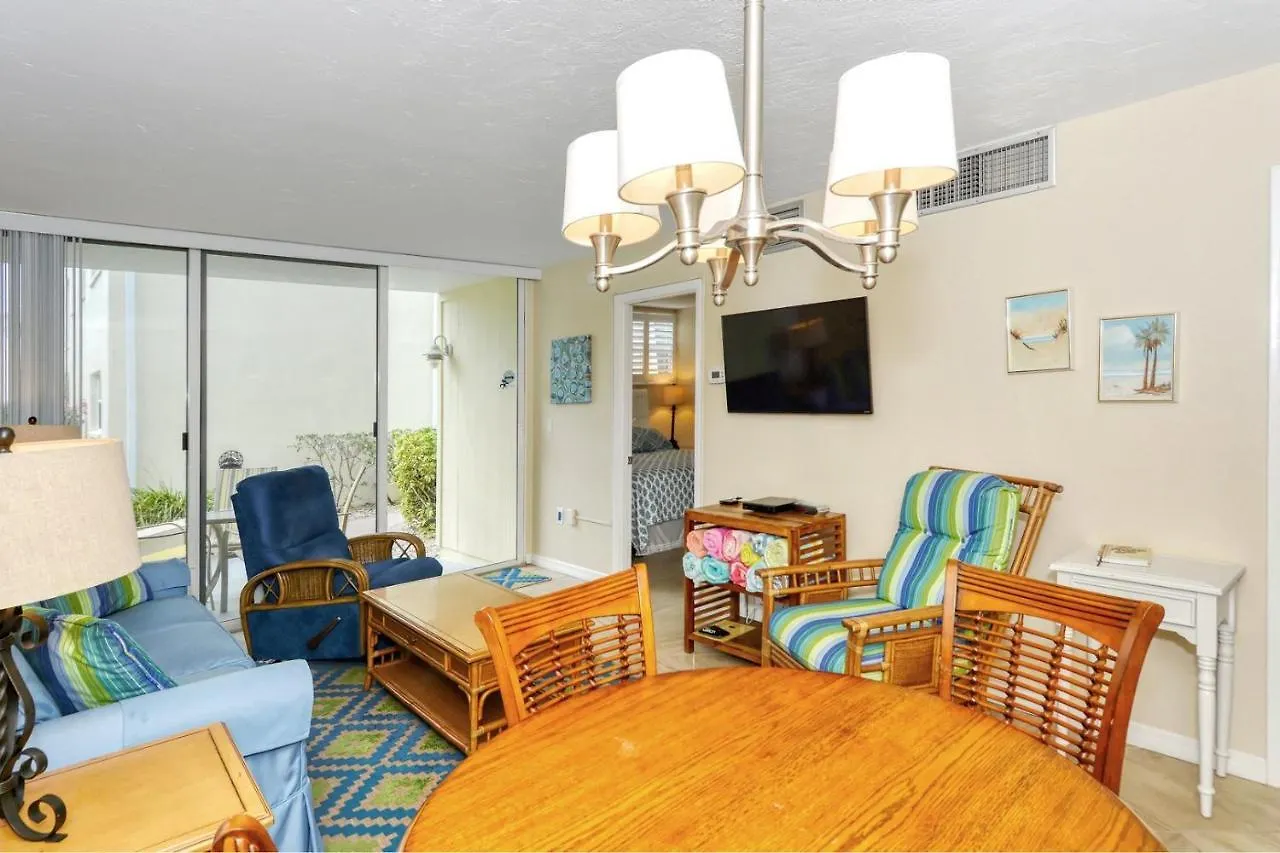 Laplaya 101e-relax On Your Private Lanai Under The Palms! * Longboat Key