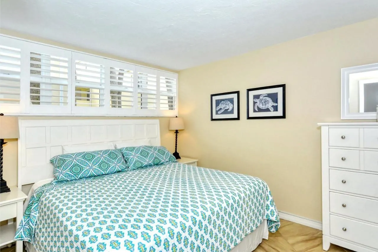 Laplaya 101e-relax On Your Private Lanai Under The Palms! * Longboat Key