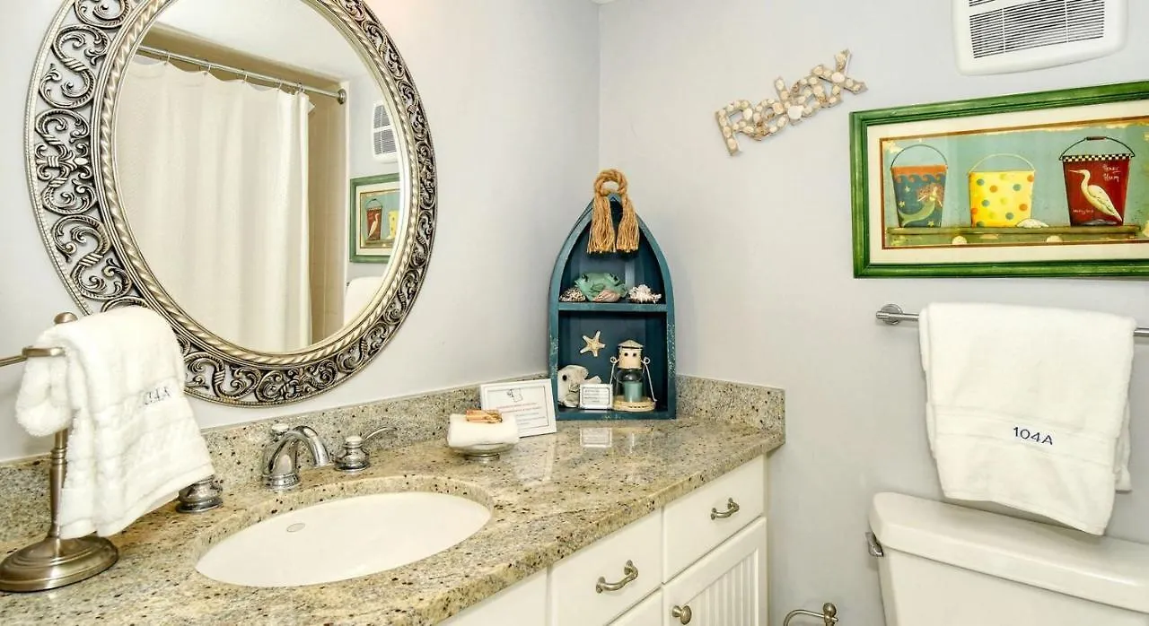 Laplaya 104a Gulf Front Walk Right From Your Lanai Onto The Private Appartamento