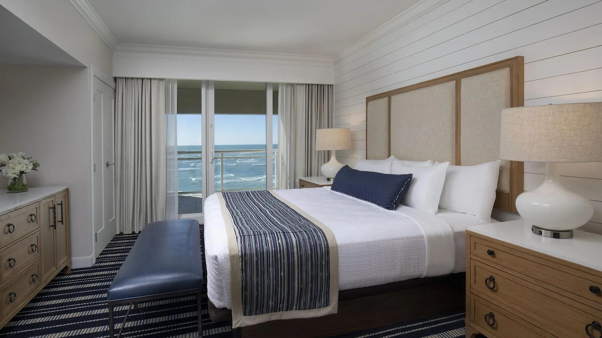 Resort At Club 4*