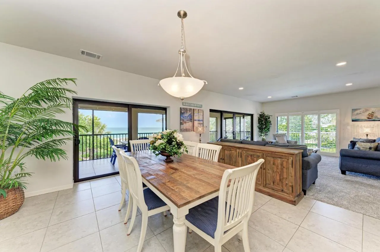 Sea Grape Inn8- Beachfront Longboat Key
