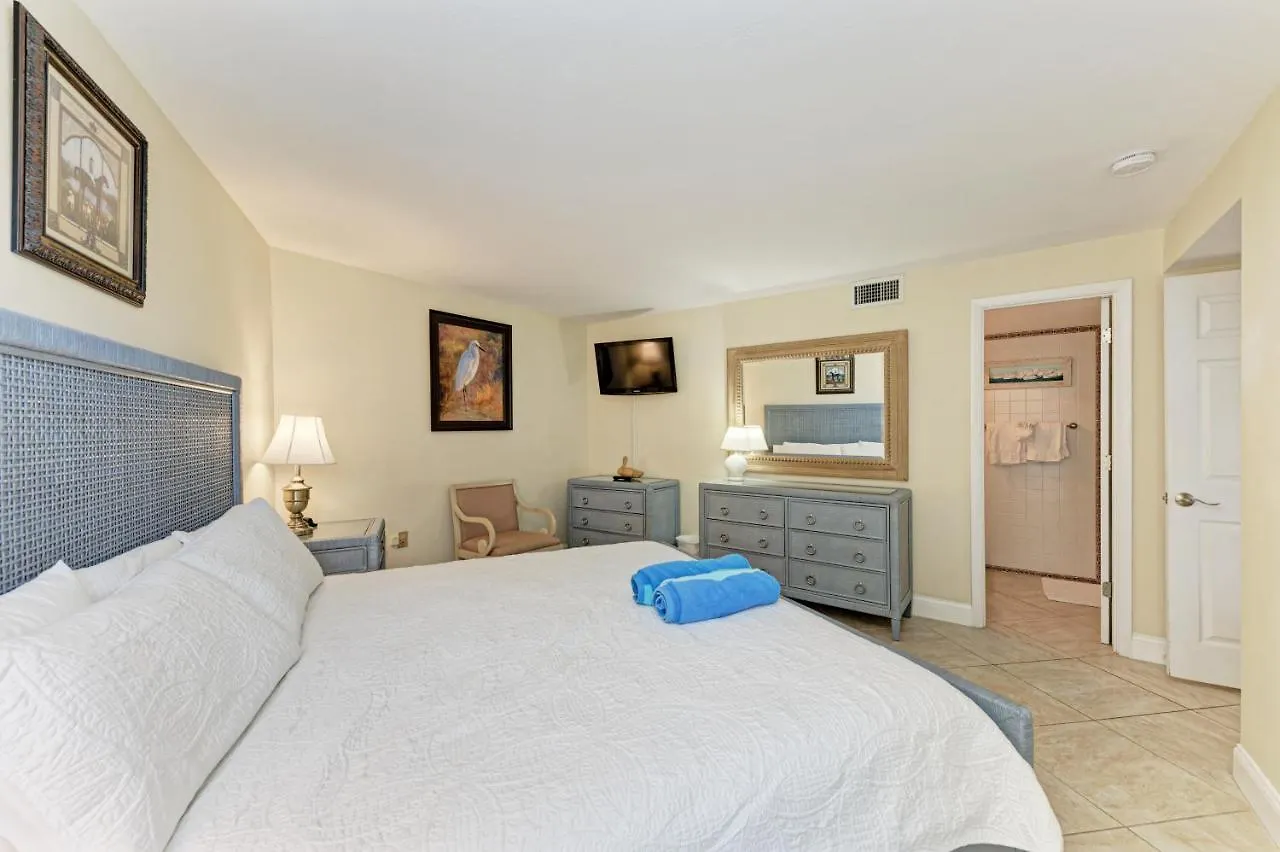 Sea Grape 2- Beachfront * Longboat Key