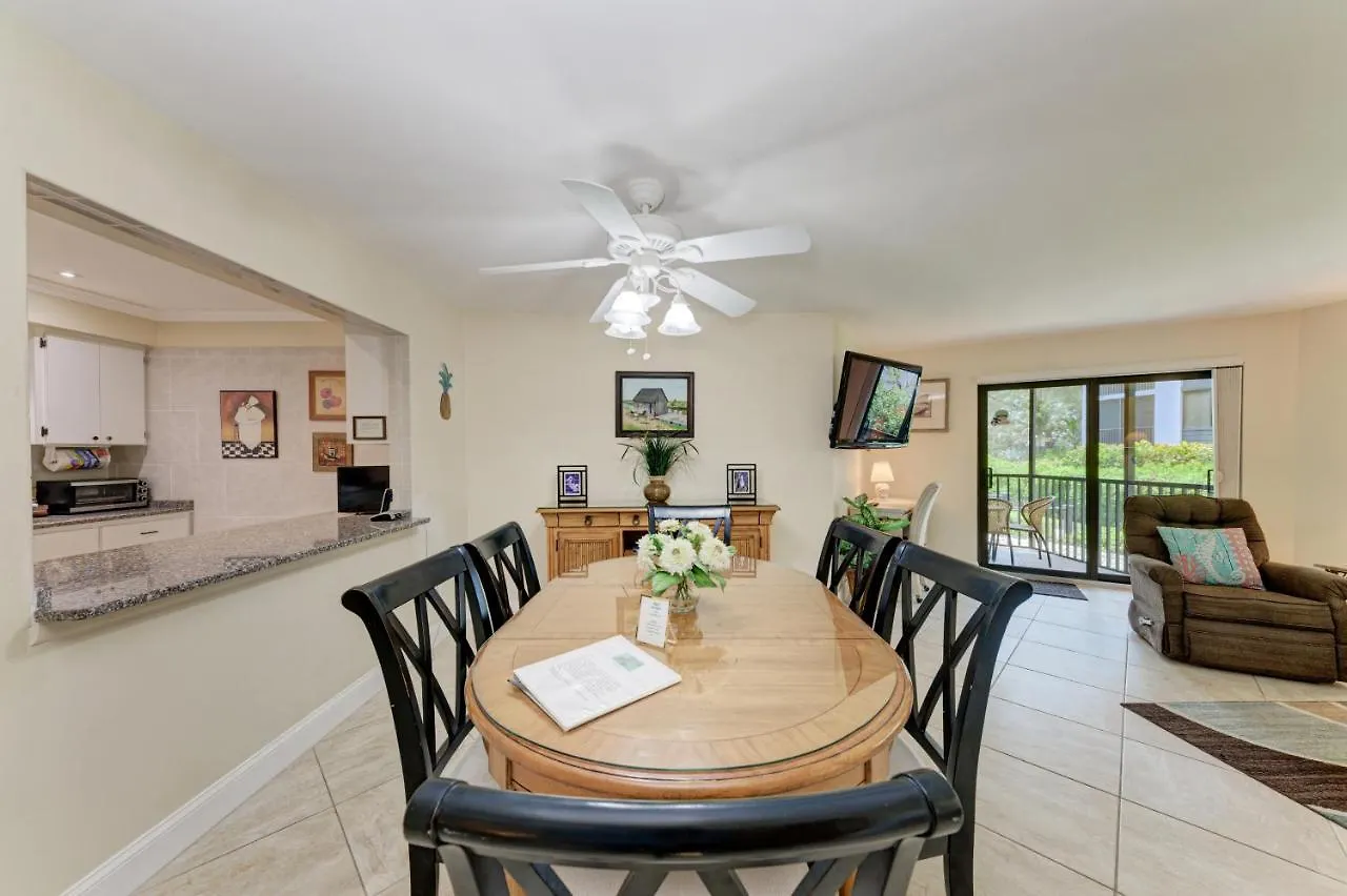 Apartment Sea Grape 2- Beachfront Longboat Key