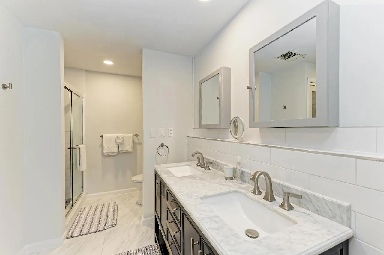 Apartmán Sea Grape Inn8- Beachfront *
