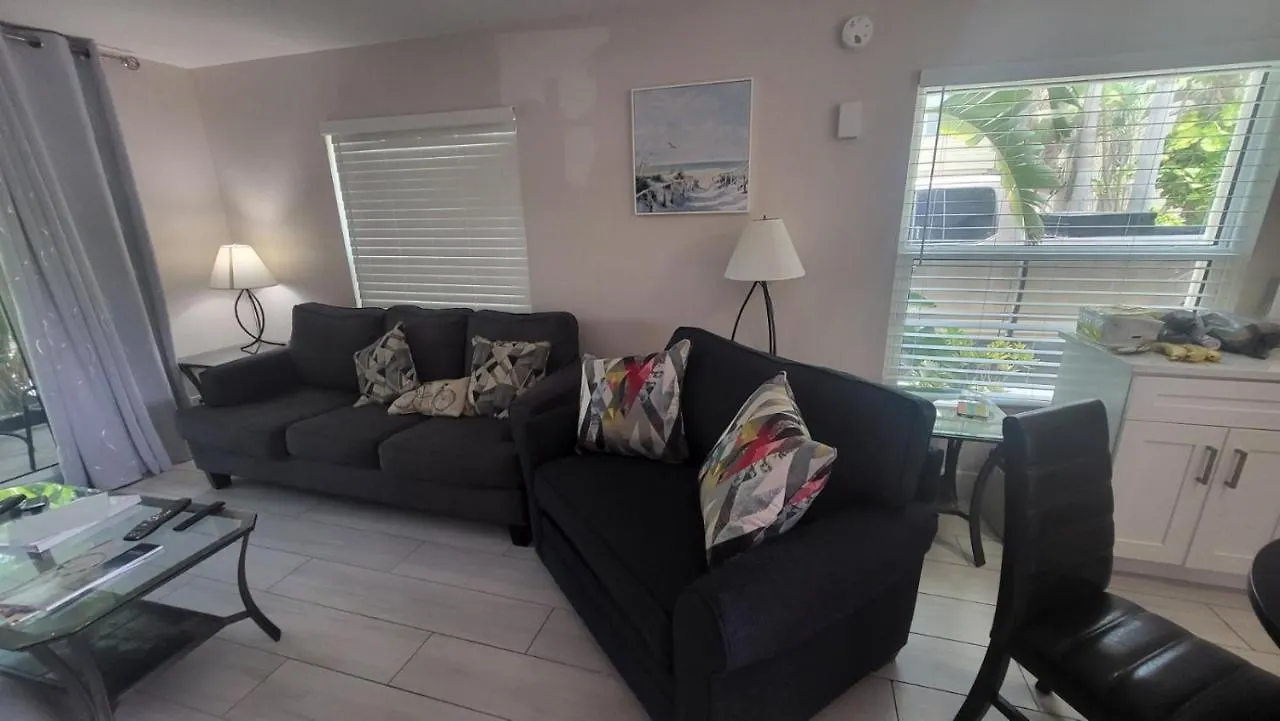 Front One Bedroom Paradise. Ground Floor. Longboat Key