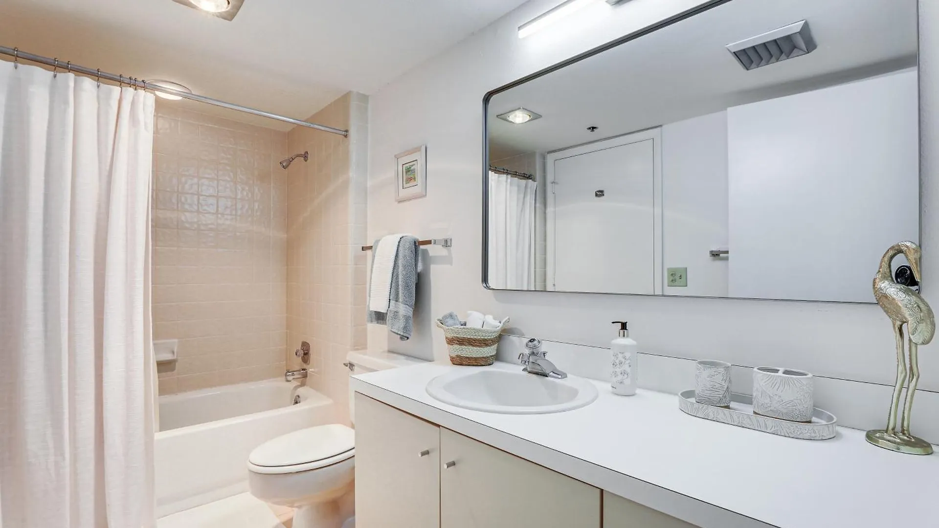 Luxury - Walk To Access! * Longboat Key