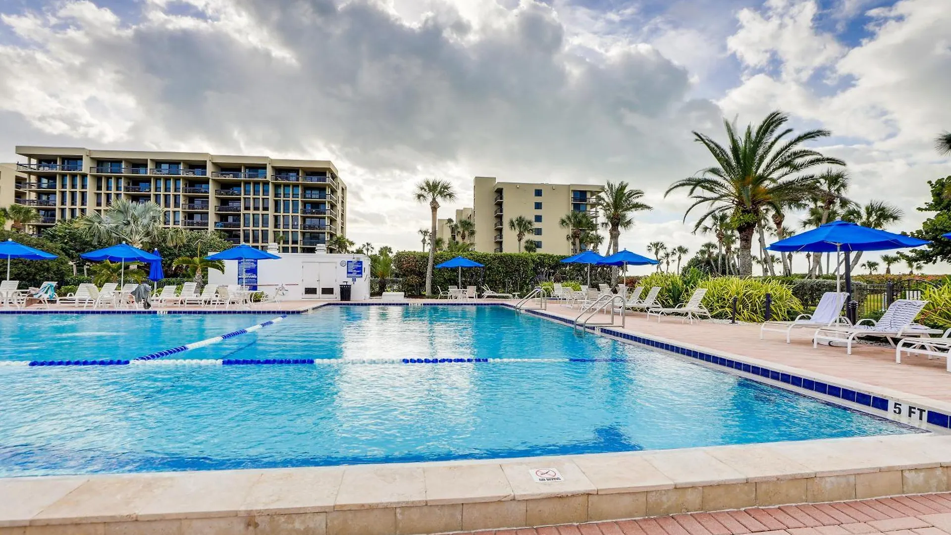 Luxury - Walk To Access! Apartment *