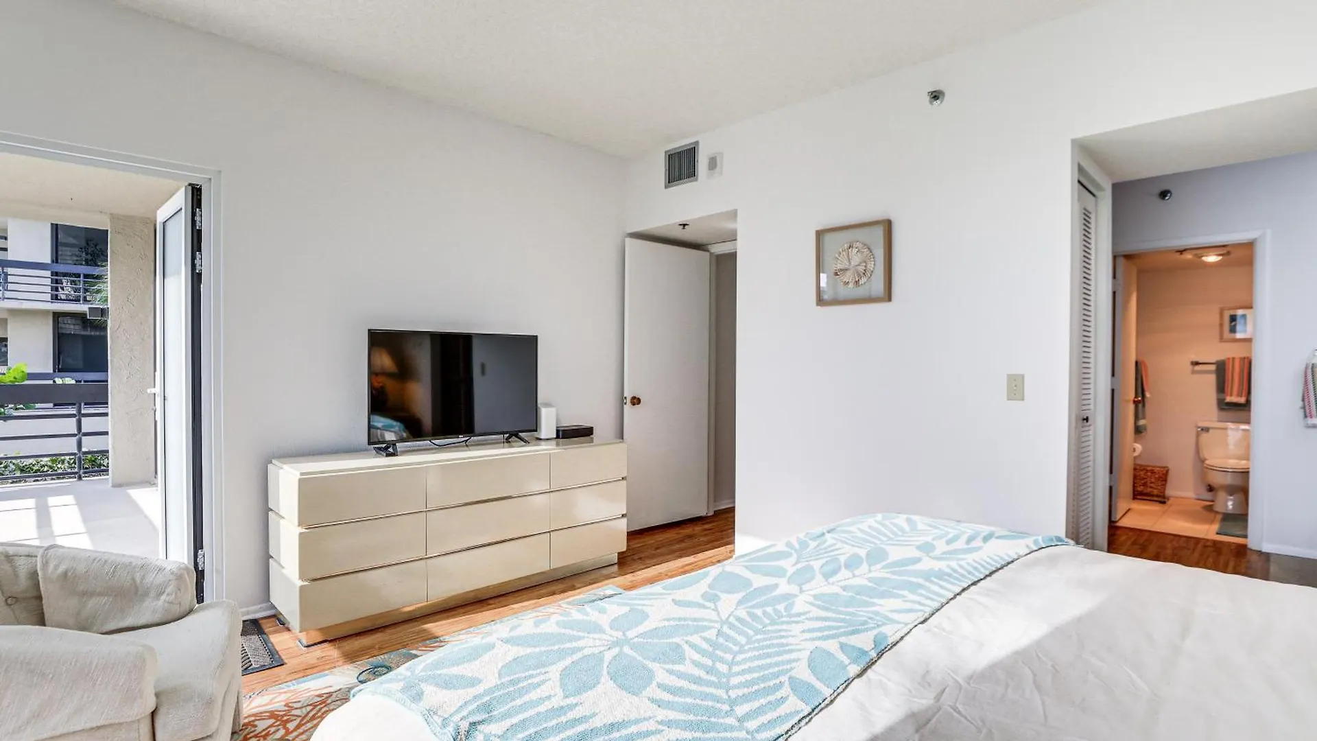 Luxury - Walk To Access! Apartment