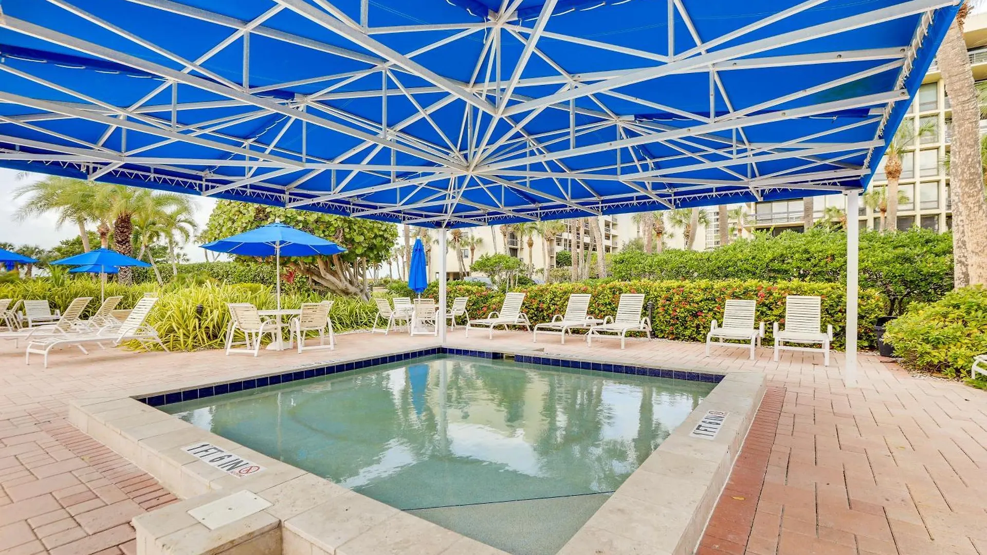 Apartment Luxury - Walk To Access! *