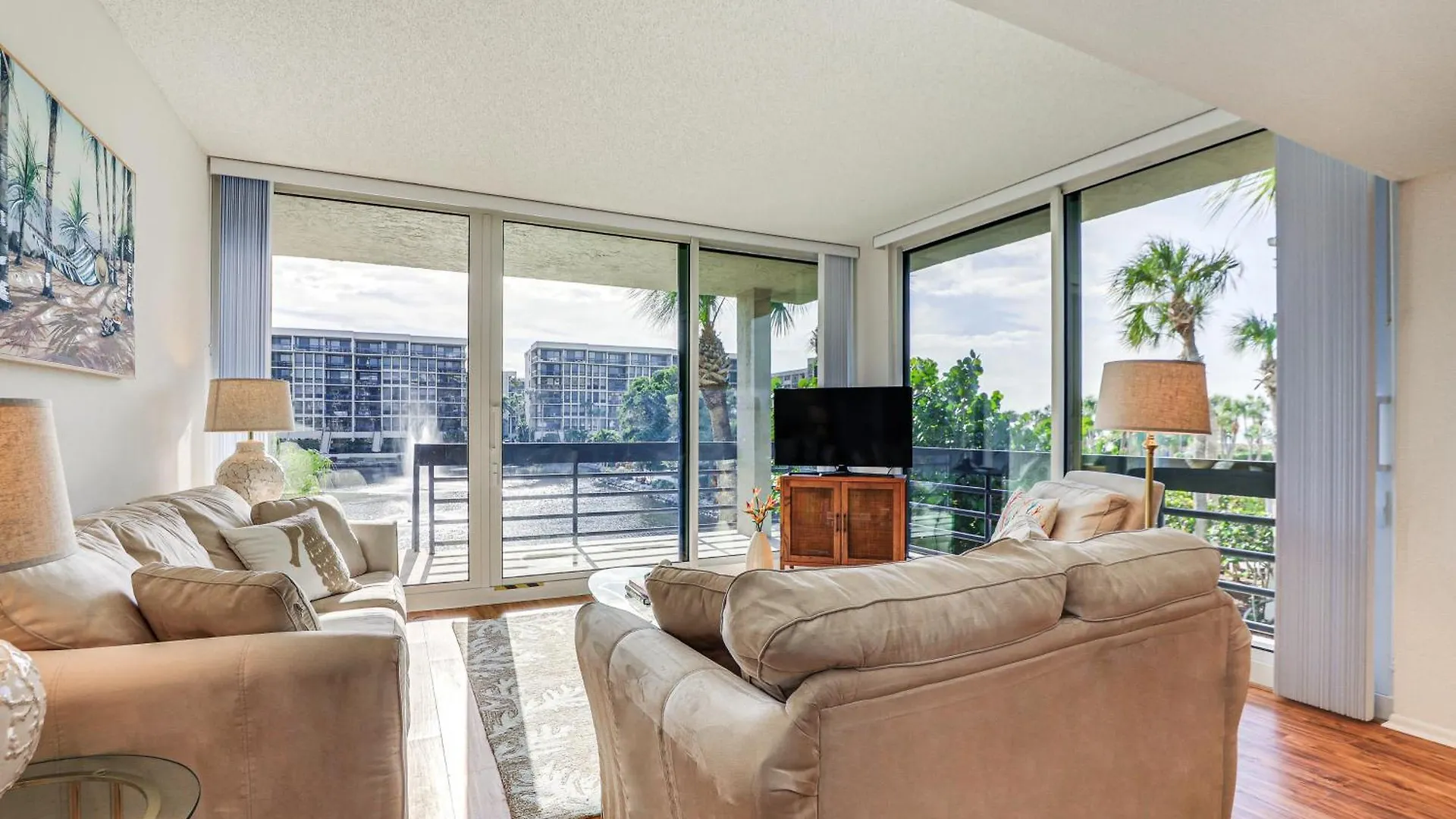 Luxury - Walk To Access! Apartment