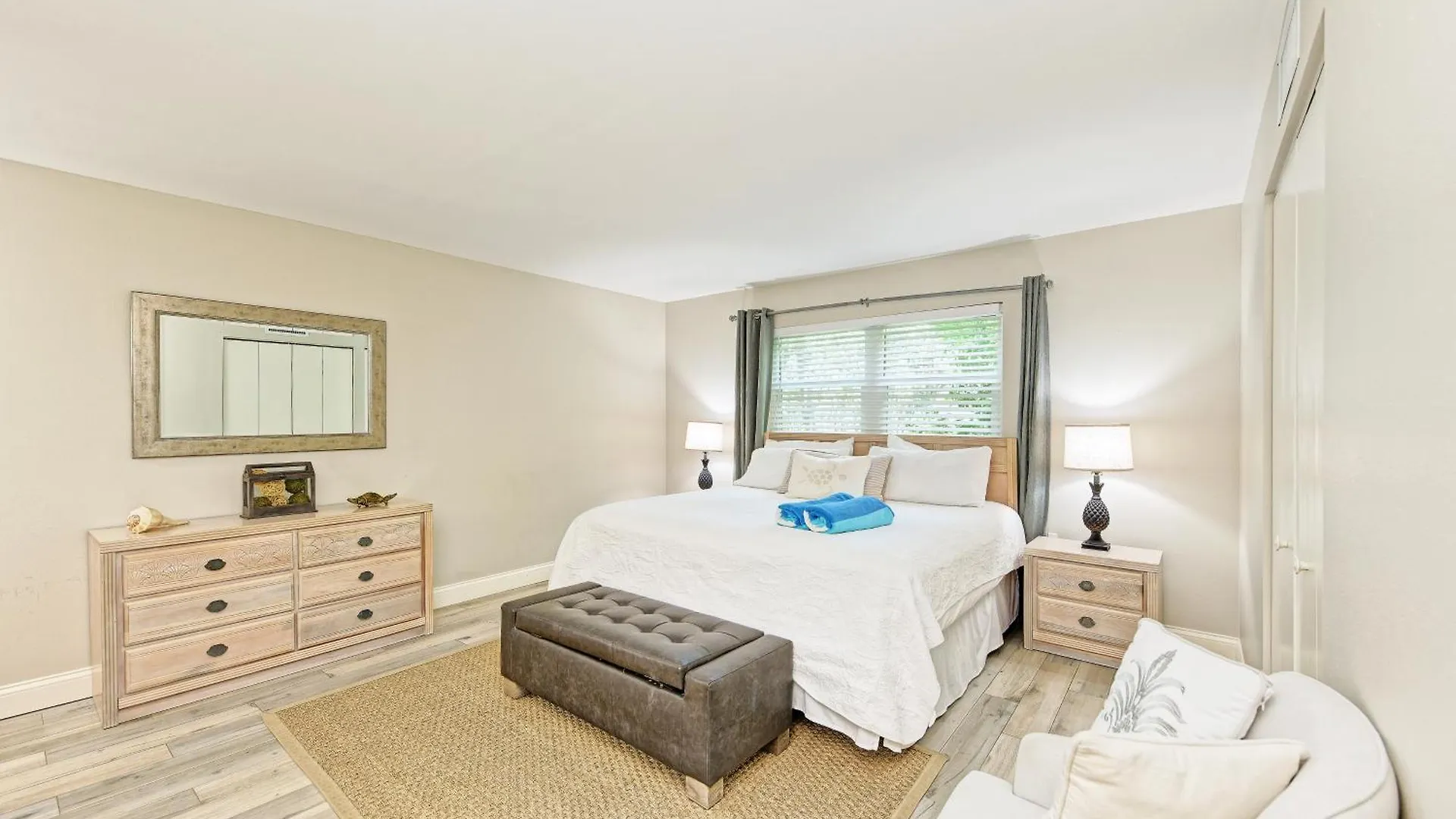 Apartment Sea Grape 1- Beachfront