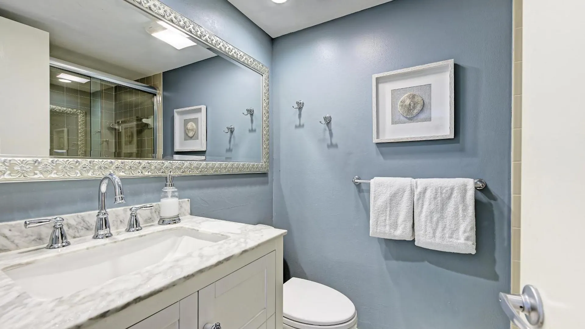 Sea Grape 1- Beachfront Longboat Key