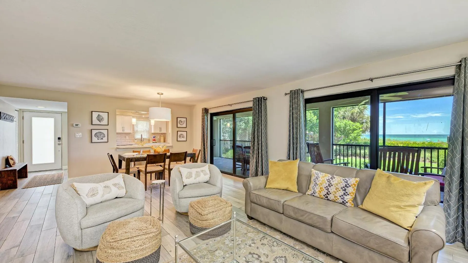 Apartment Sea Grape 1- Beachfront Longboat Key