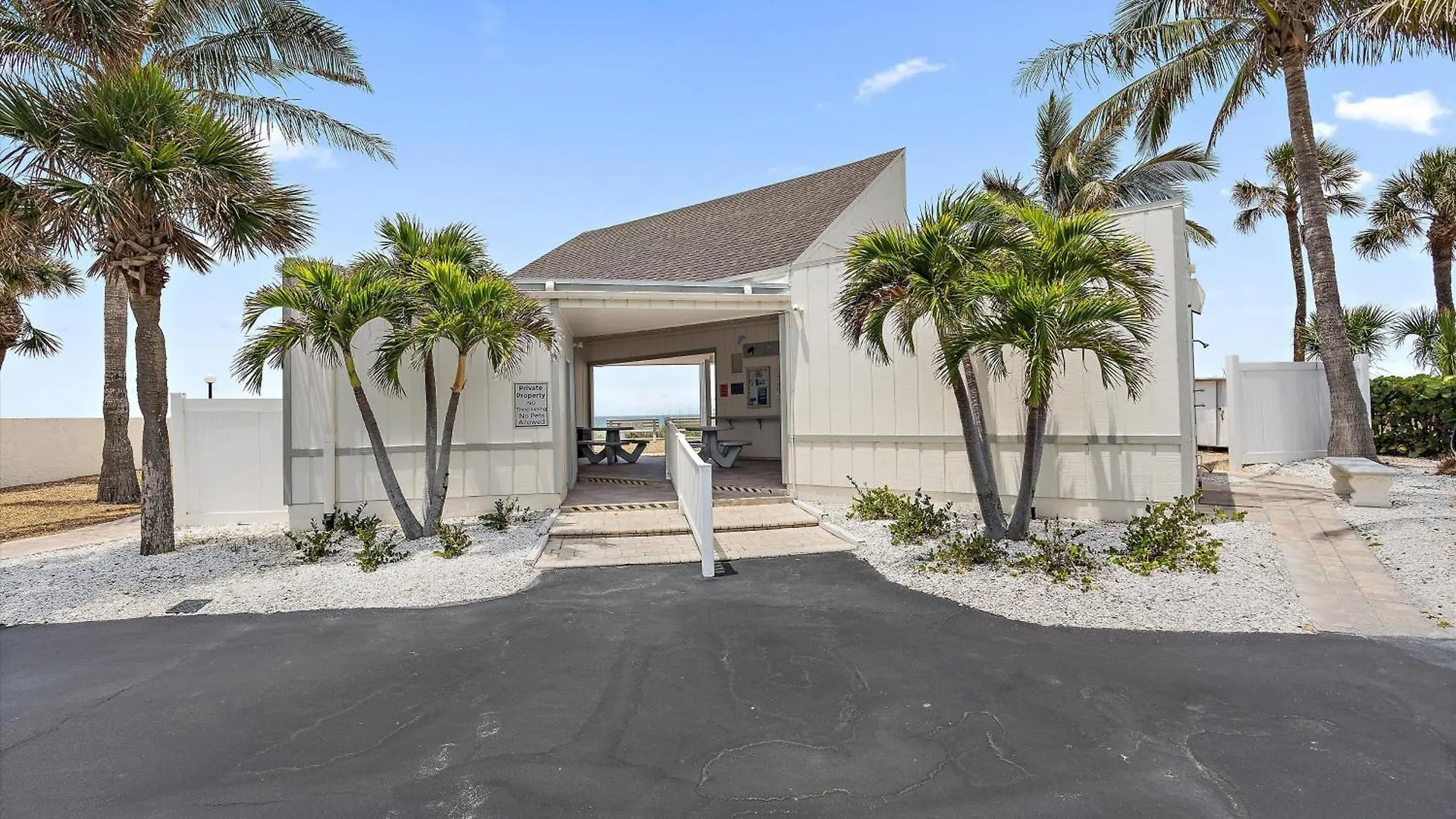 Serenity On Sutton Longboat Key
