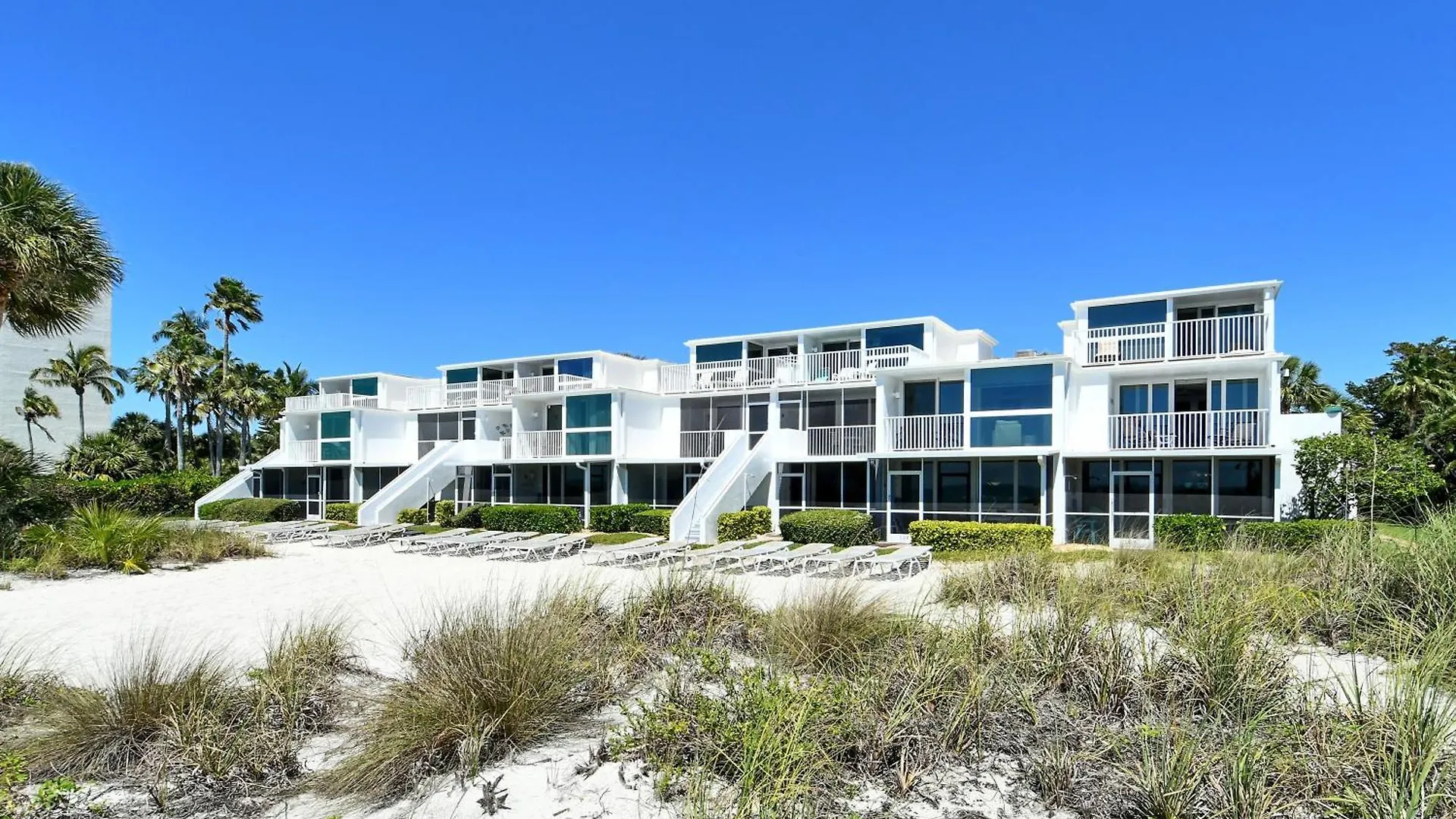 Laplaya 206c: Gulf View End Unit With Private Access Apartment *