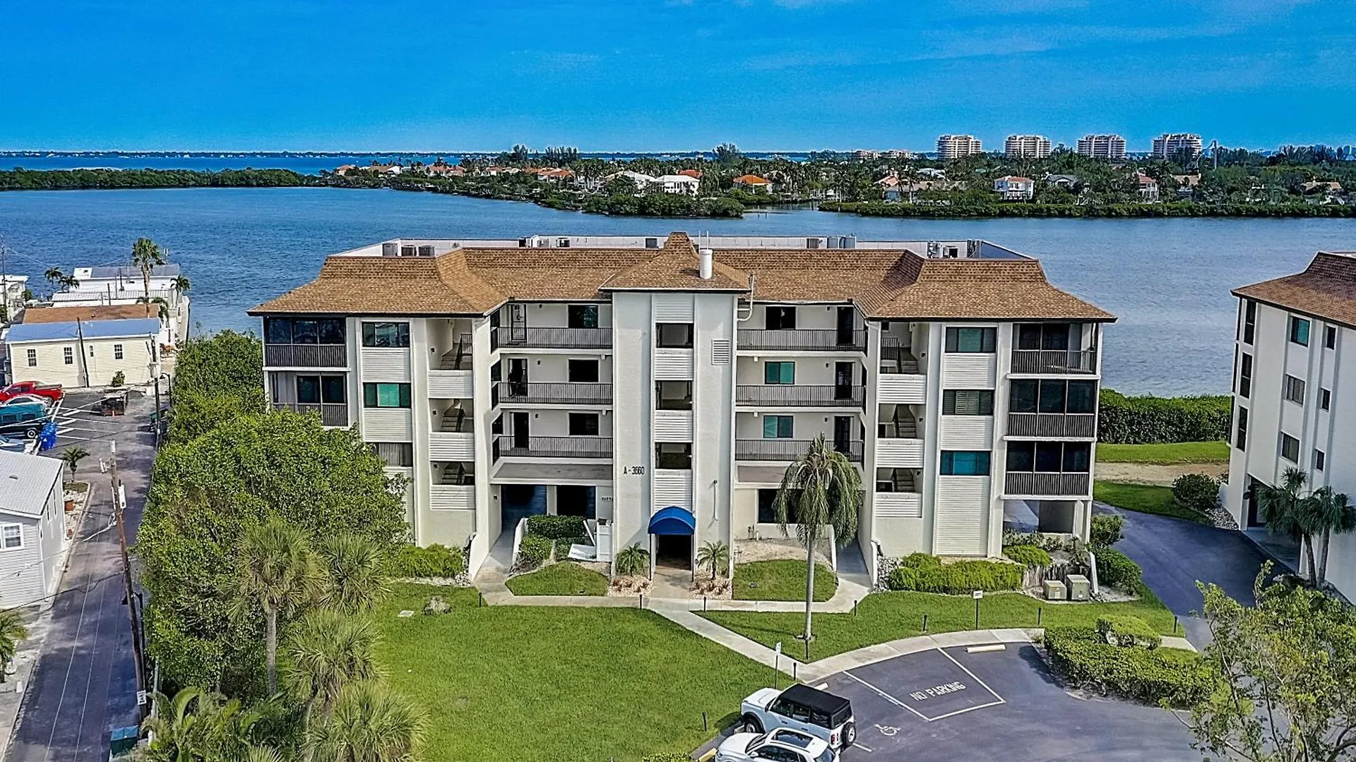 Buttonwood Bliss Apartment Longboat Key