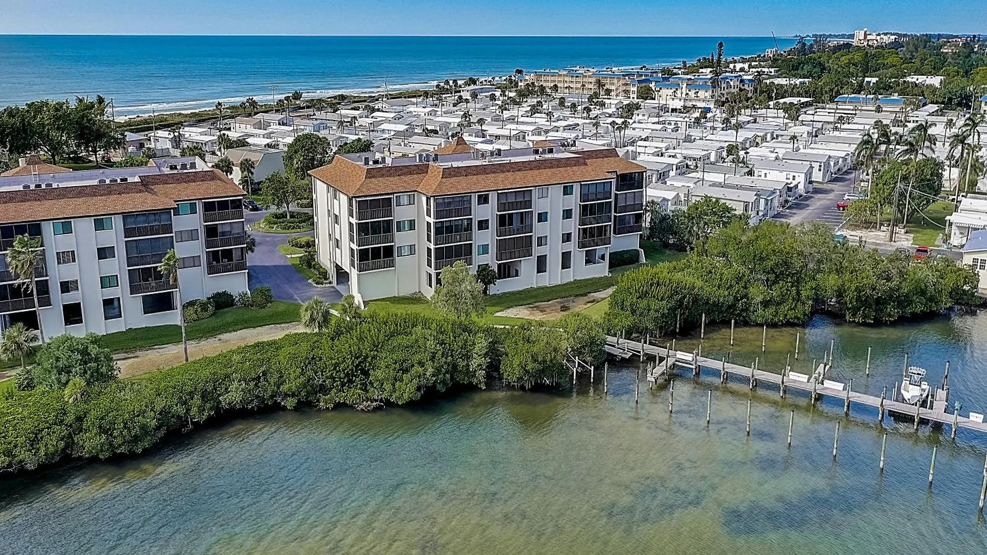 Buttonwood Bliss * Longboat Key