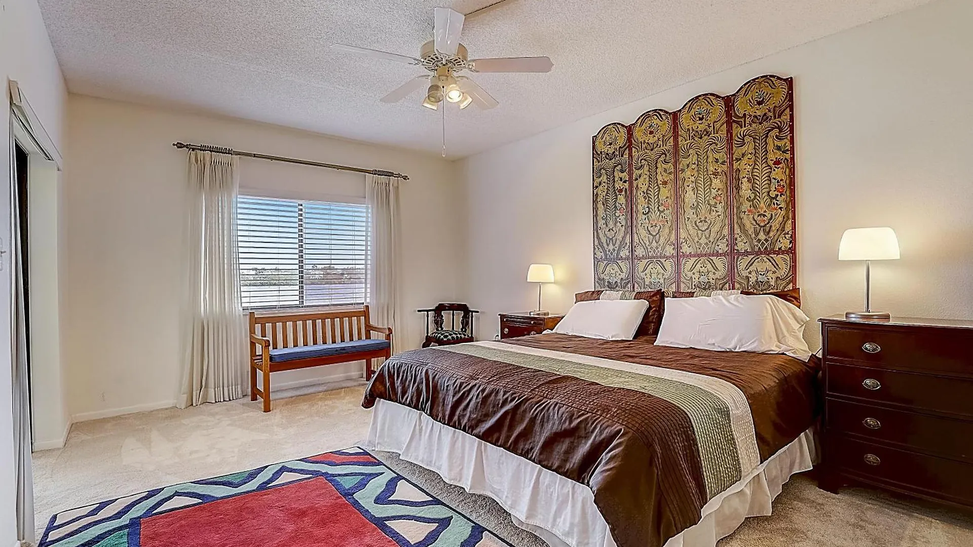 Buttonwood Bliss * Longboat Key