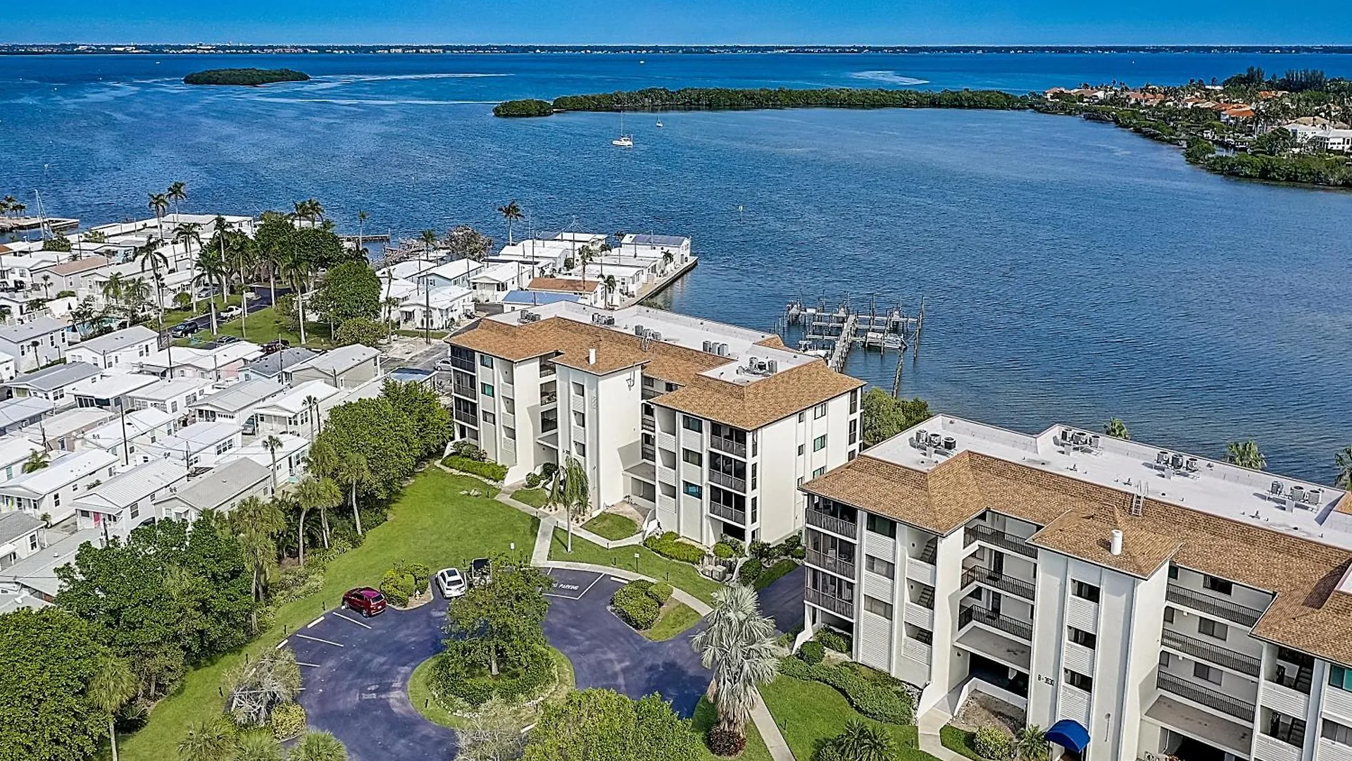 Apartment Buttonwood Bliss