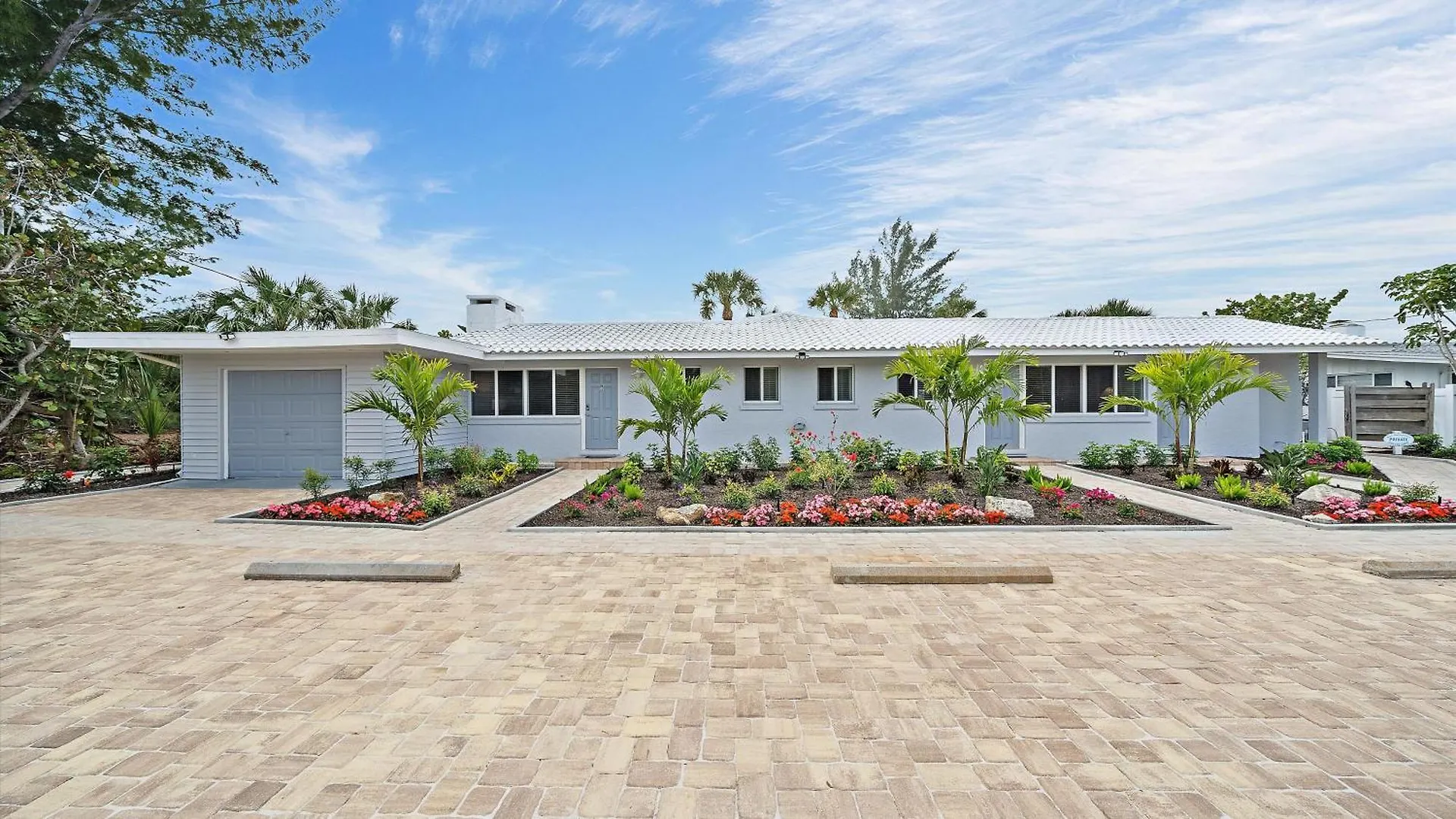 Hermanas 1 Apartment Longboat Key