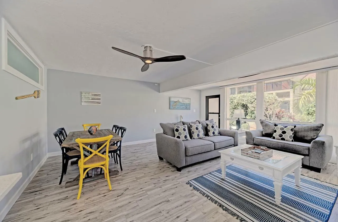 شقة فندقية Casa Del Mar 4*