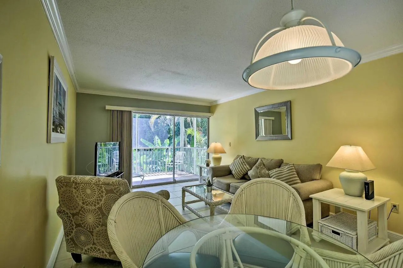Apartment Escape - Walk To The Beach! Longboat Key