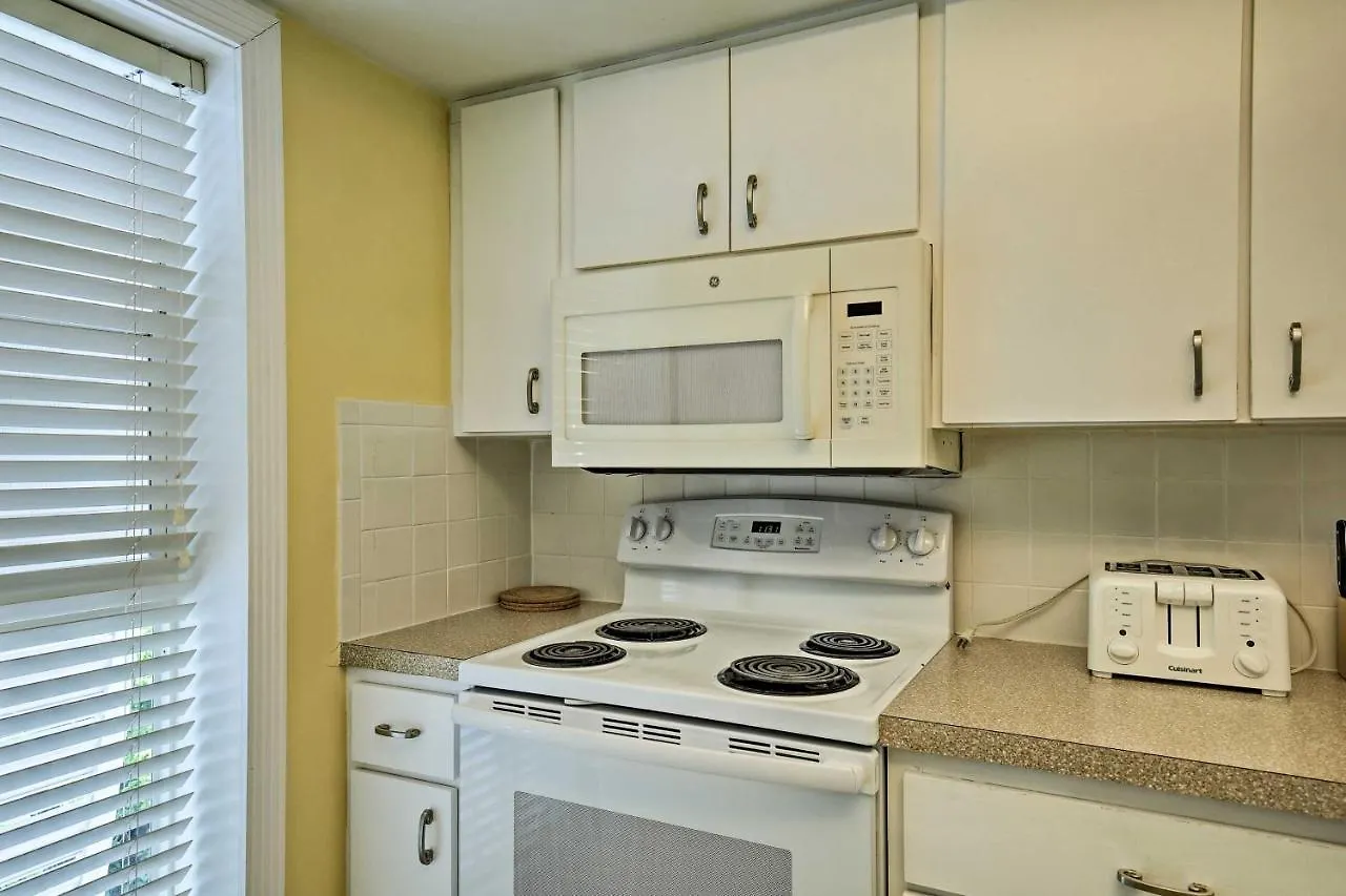 Escape - Walk To The Beach! Apartment Longboat Key