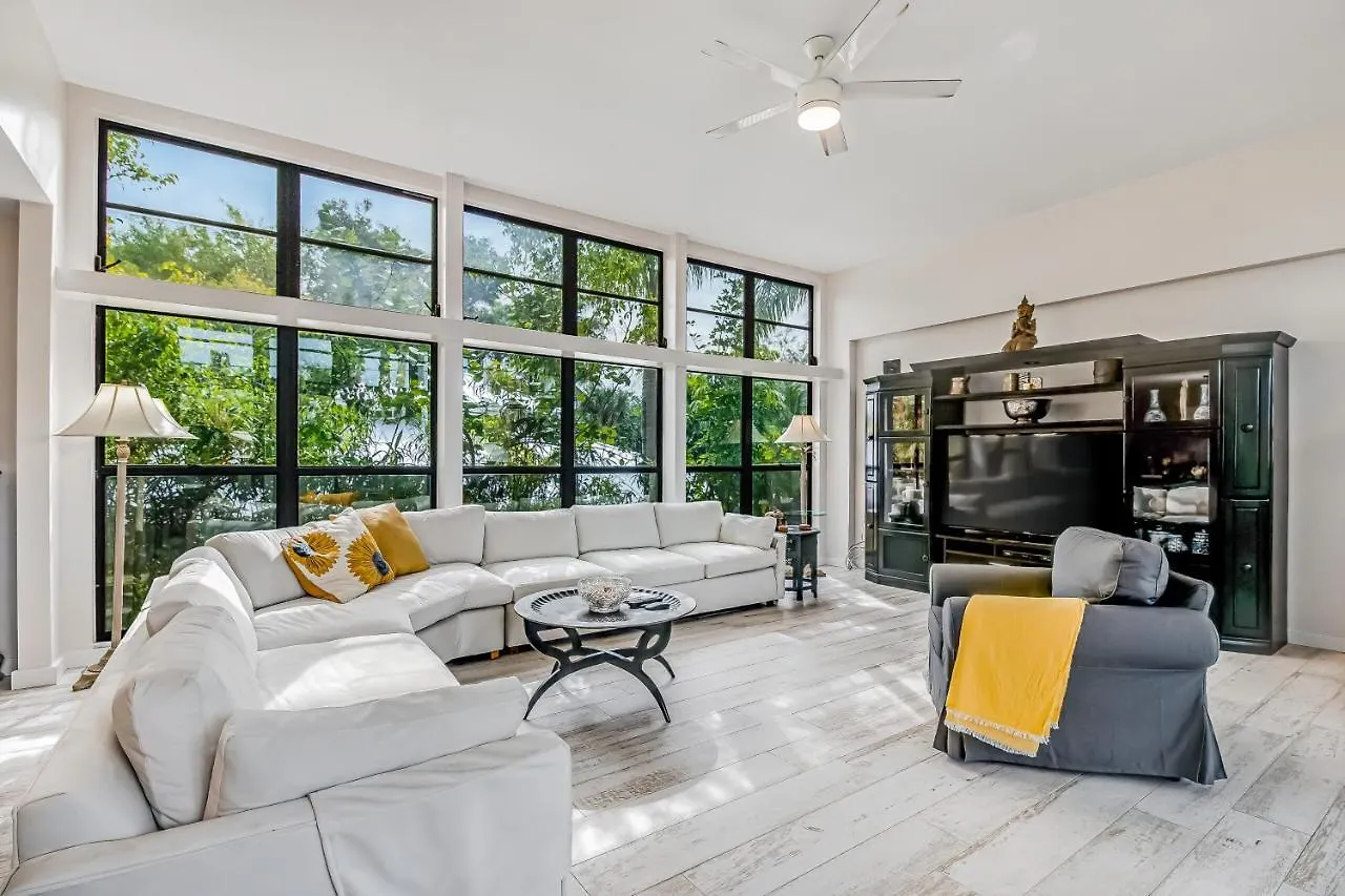 Orient Expressed * Longboat Key