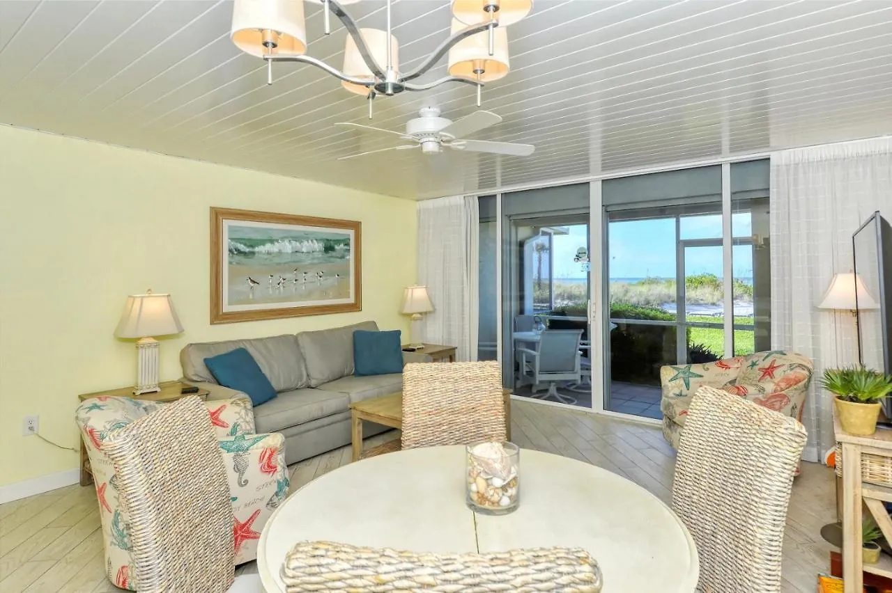 Laplaya 107a Soak Up The Sun Or Float In The Warm Gulf Waters Longboat Key