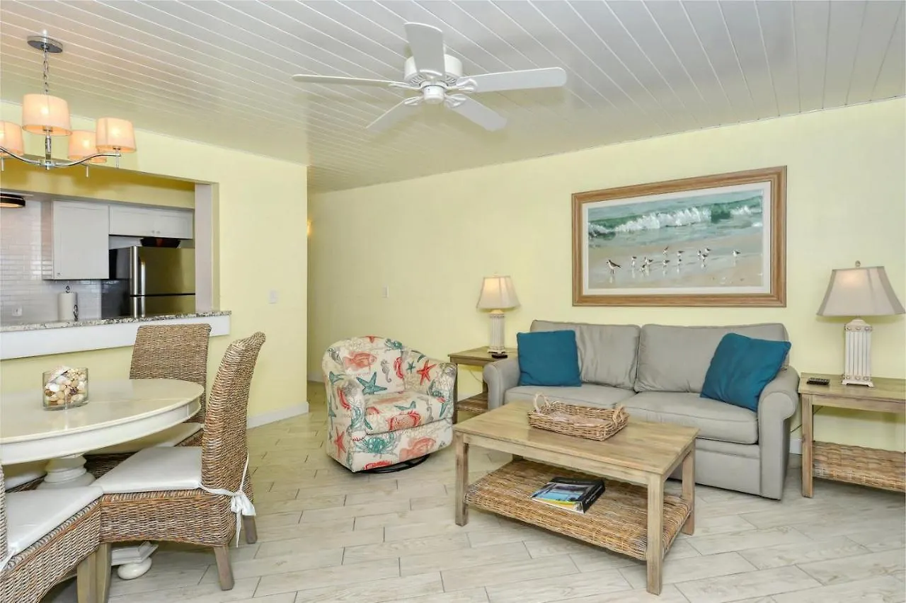 Laplaya 107a Soak Up The Sun Or Float In The Warm Gulf Waters Longboat Key