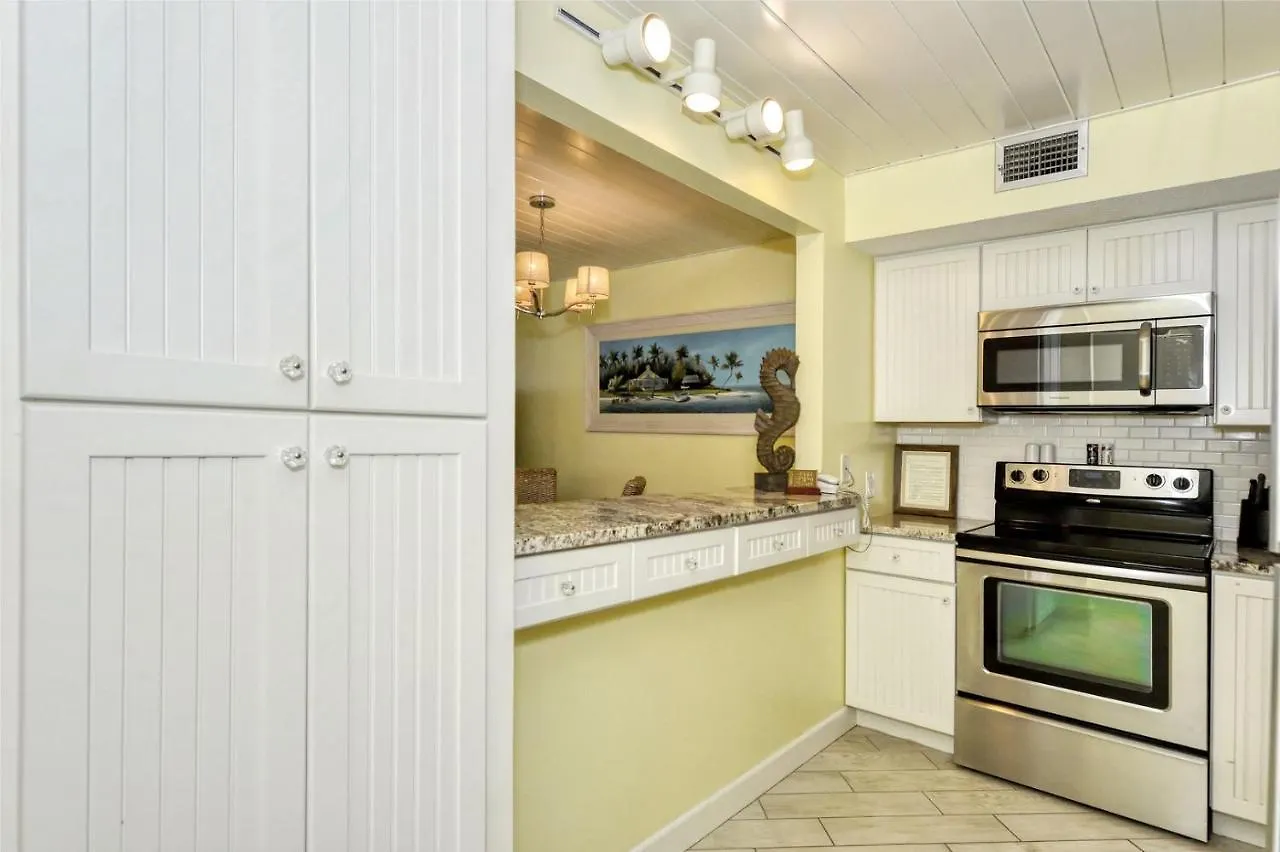 Laplaya 107a Soak Up The Sun Or Float In The Warm Gulf Waters Apartment