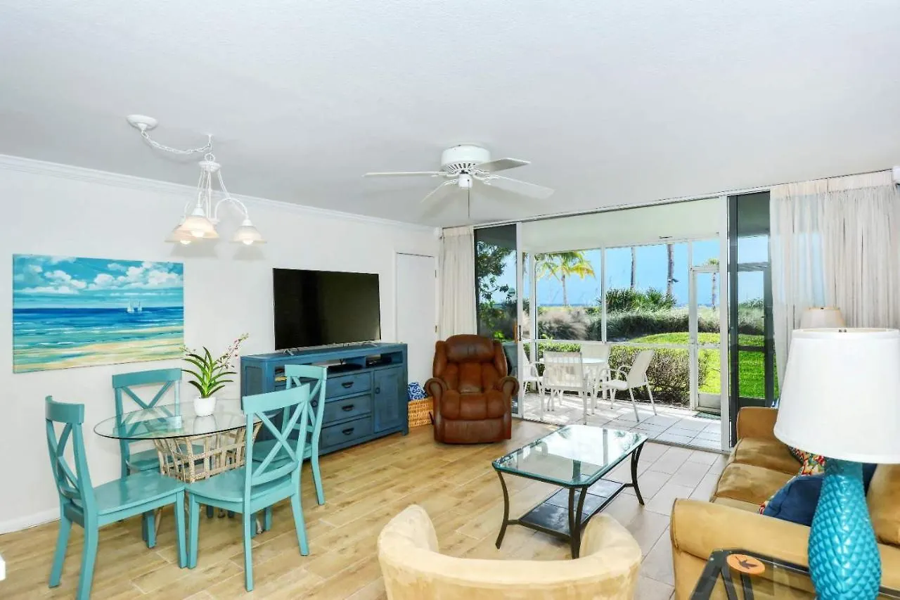 Laplaya 109a Enjoy The Balmy Gulf Breezes In Corner End Unit Right On The Apartment