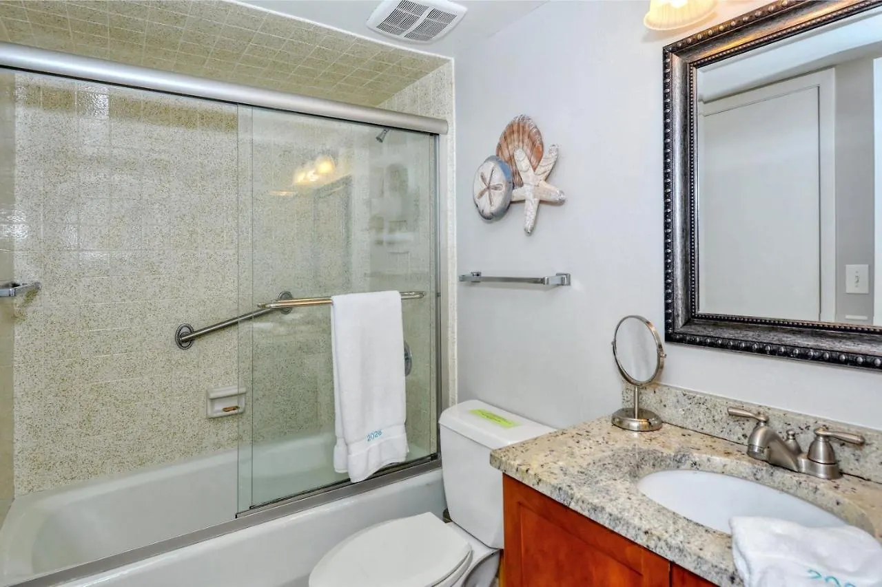 Apartment Laplaya 202e Catch The Gentle Gulf Breezes On Your Private Balcony Beneath The Swaying Palms *