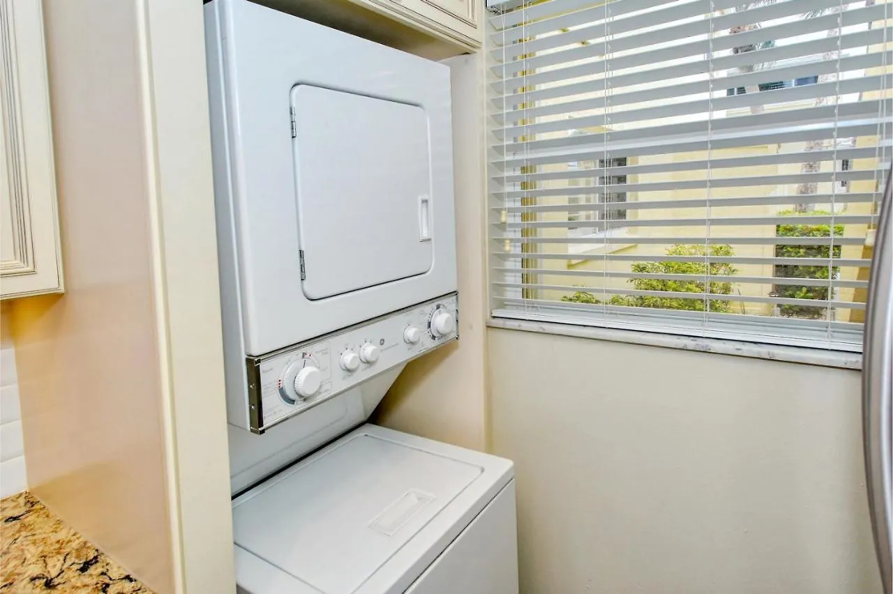 Laplaya 102b-directly On The With The Warm Gulf Waters Waiting! Longboat Key