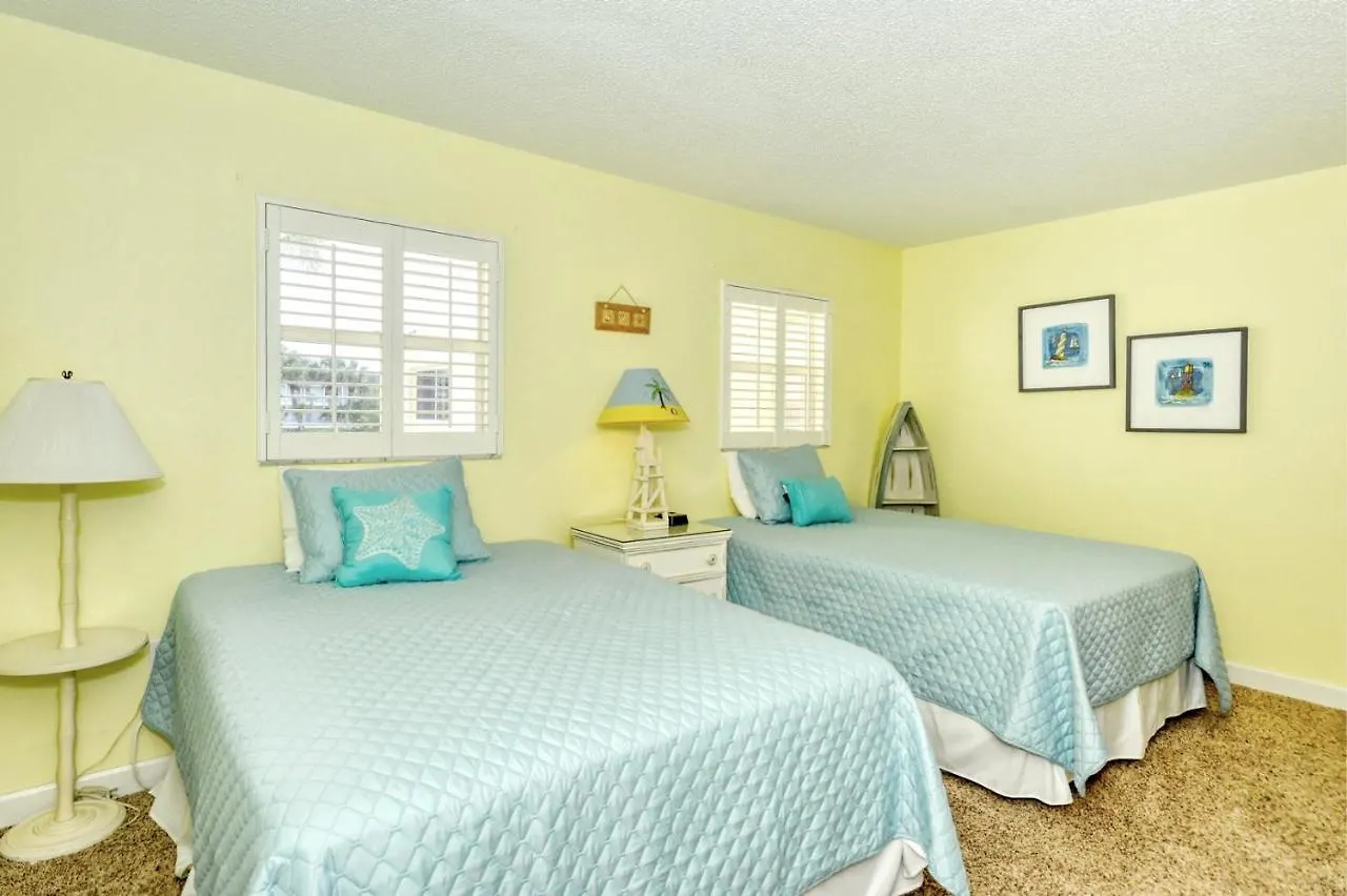 Apartment Laplaya 105b-relax On The Balcony And Watch The Dolphins Swim By And The Pelicans Dive!