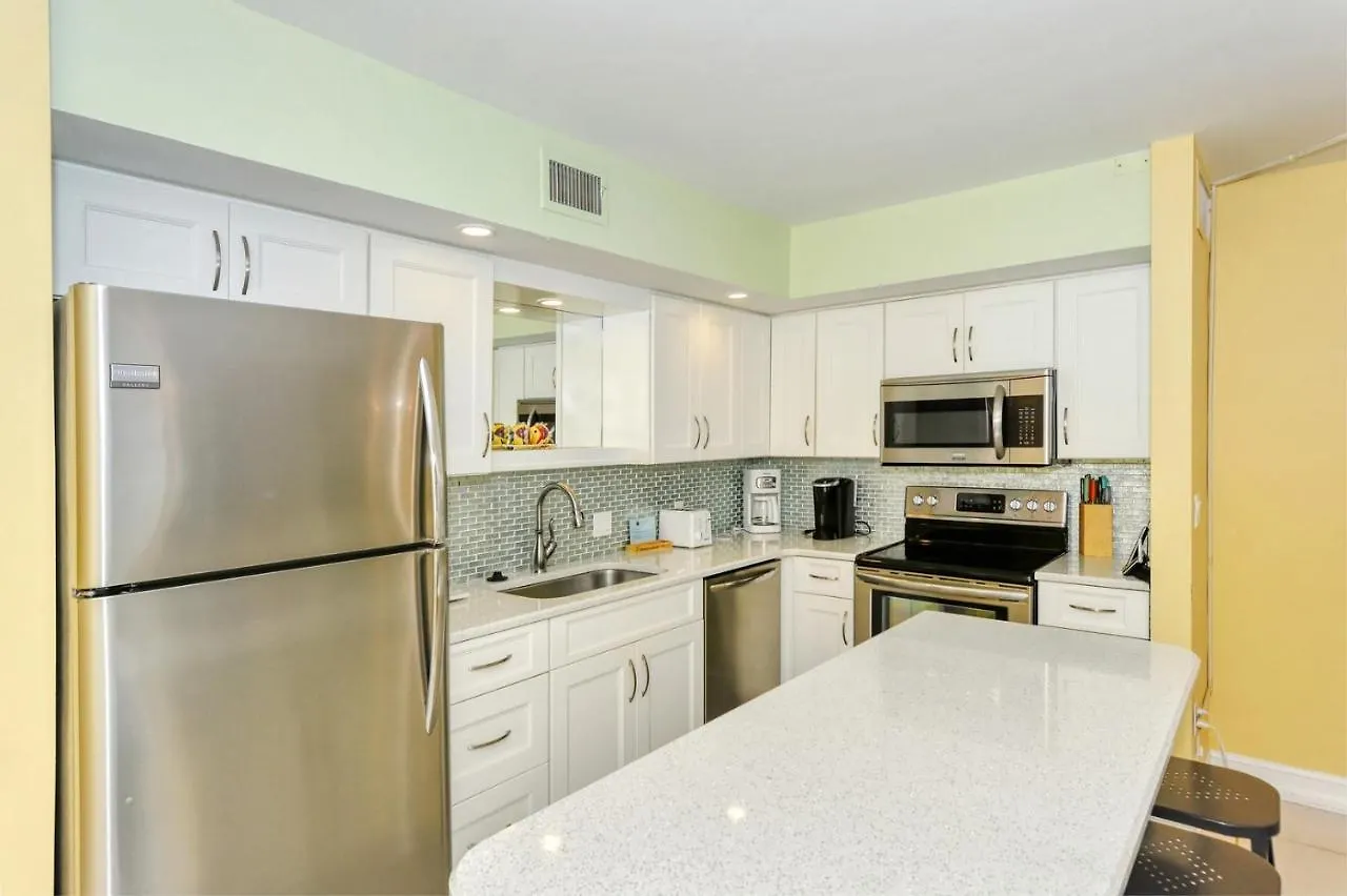 Laplaya 103a Time To Relax Enjoy The Peaceful, Private Just A Shells Throw From Your Door * Longboat Key