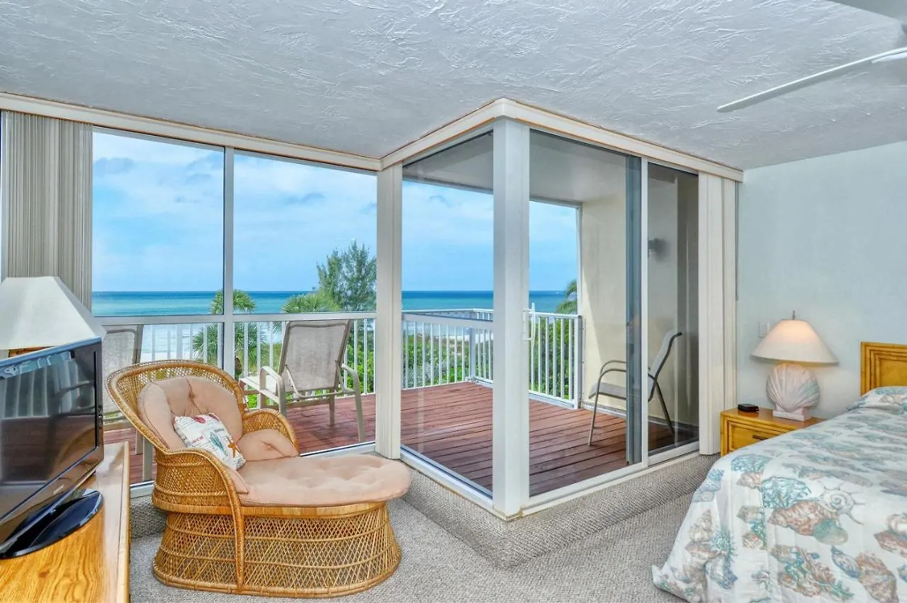 Apartment Laplaya 201c: Beachfront Corner Unit With Gulf Panorama Longboat Key