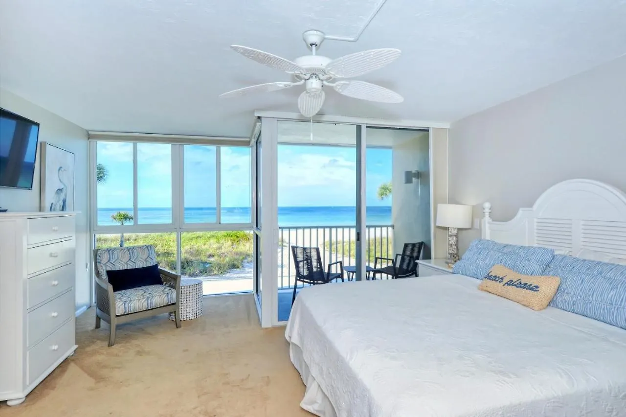 Apartment Laplaya 108b: Gulf View Retreat With Private Balcony *