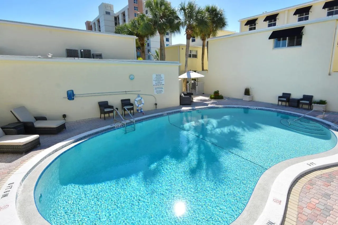 Laplaya 104a Gulf Front Walk Right From Your Lanai Onto The Private Longboat Key