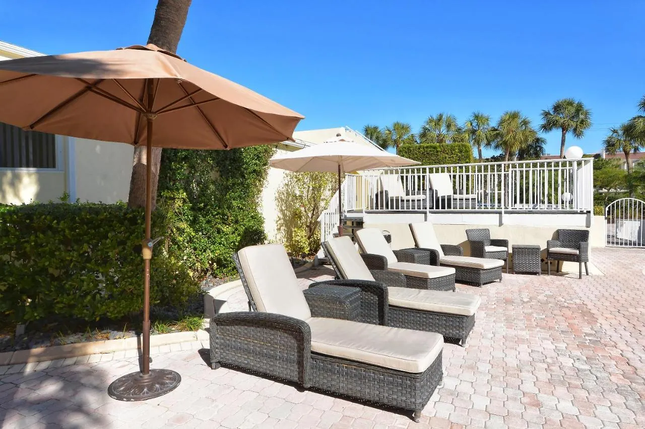 Laplaya 104a Gulf Front Walk Right From Your Lanai Onto The Private Apartment Longboat Key