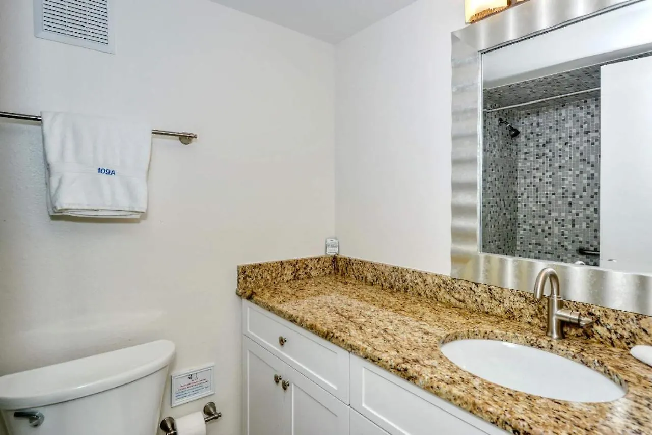 Laplaya 109a Enjoy The Balmy Gulf Breezes In Corner End Unit Right On The