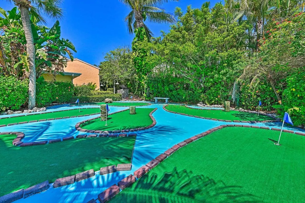 Sunlit Escape With Private Apartment *