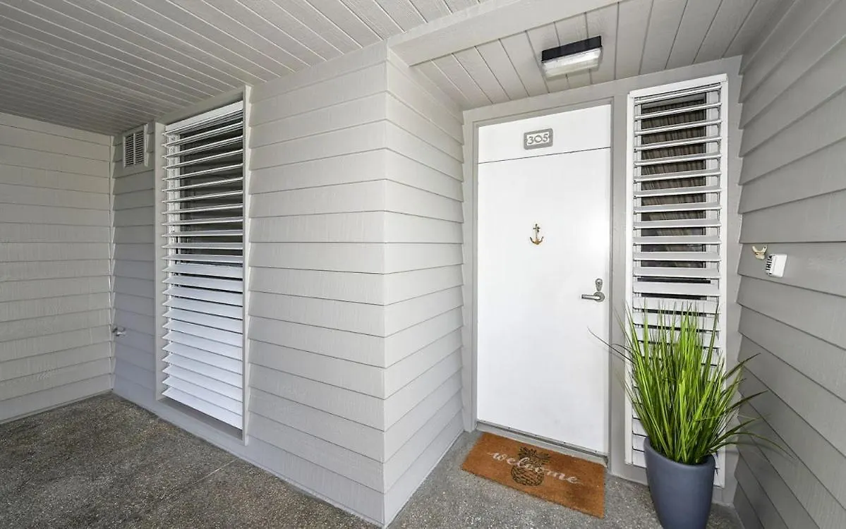 Harbor Club 305 Apartment Longboat Key