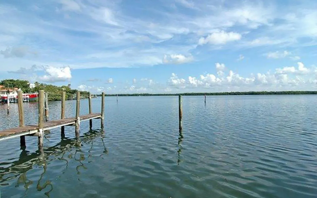 Harbor Club 206 Apartment Longboat Key