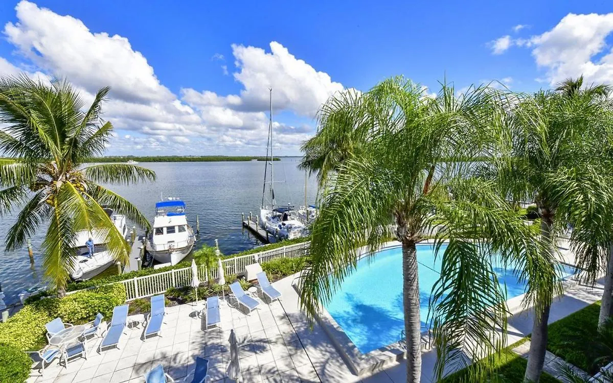 Harbor Club 305 Apartment Longboat Key