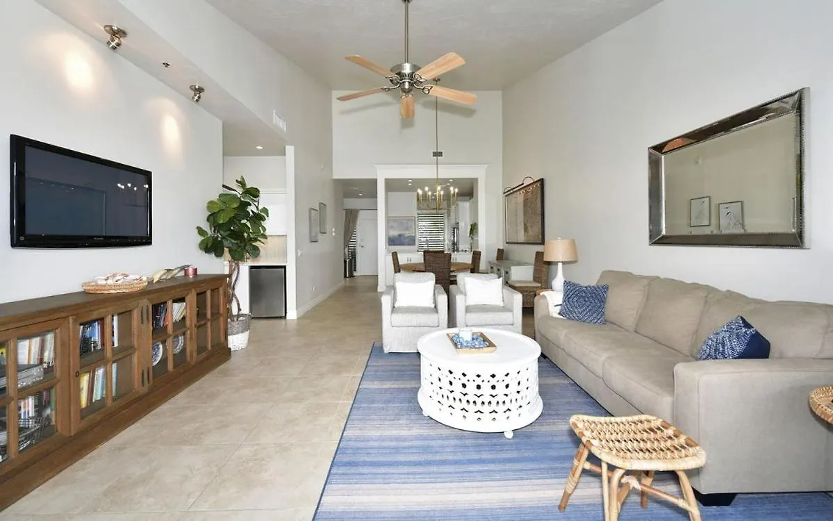Harbor Club 305 Apartment *