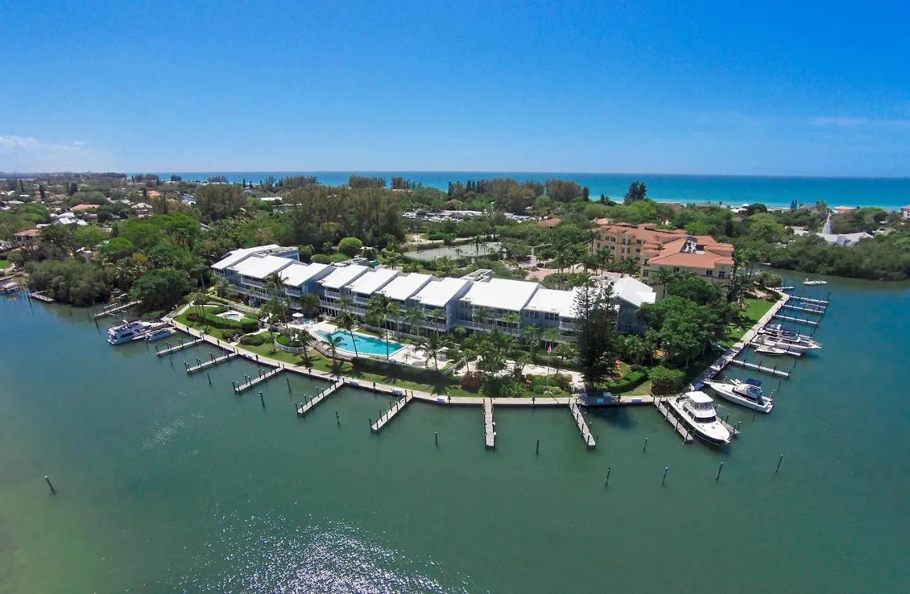Apartment Harbor Club 305 *