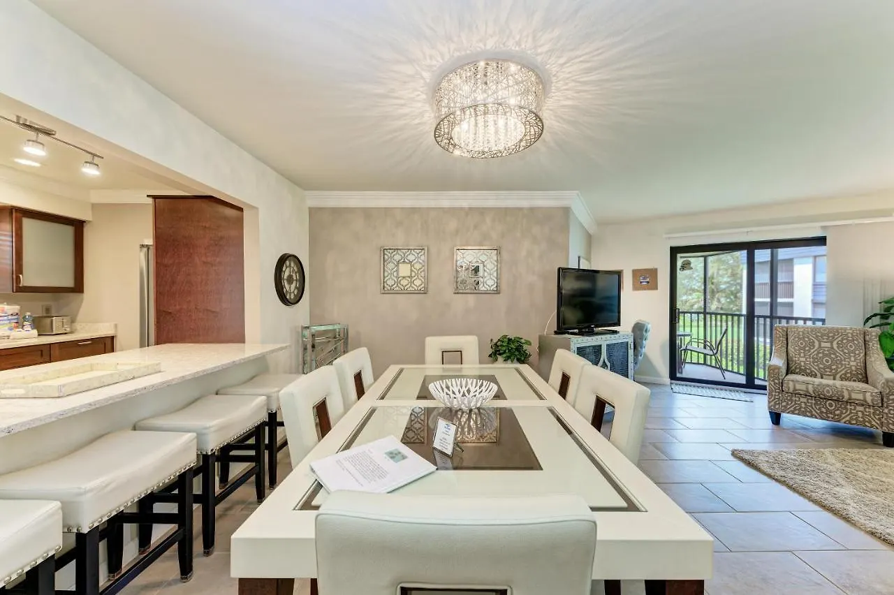 Apartment Sea Grape 5- Beachfront *