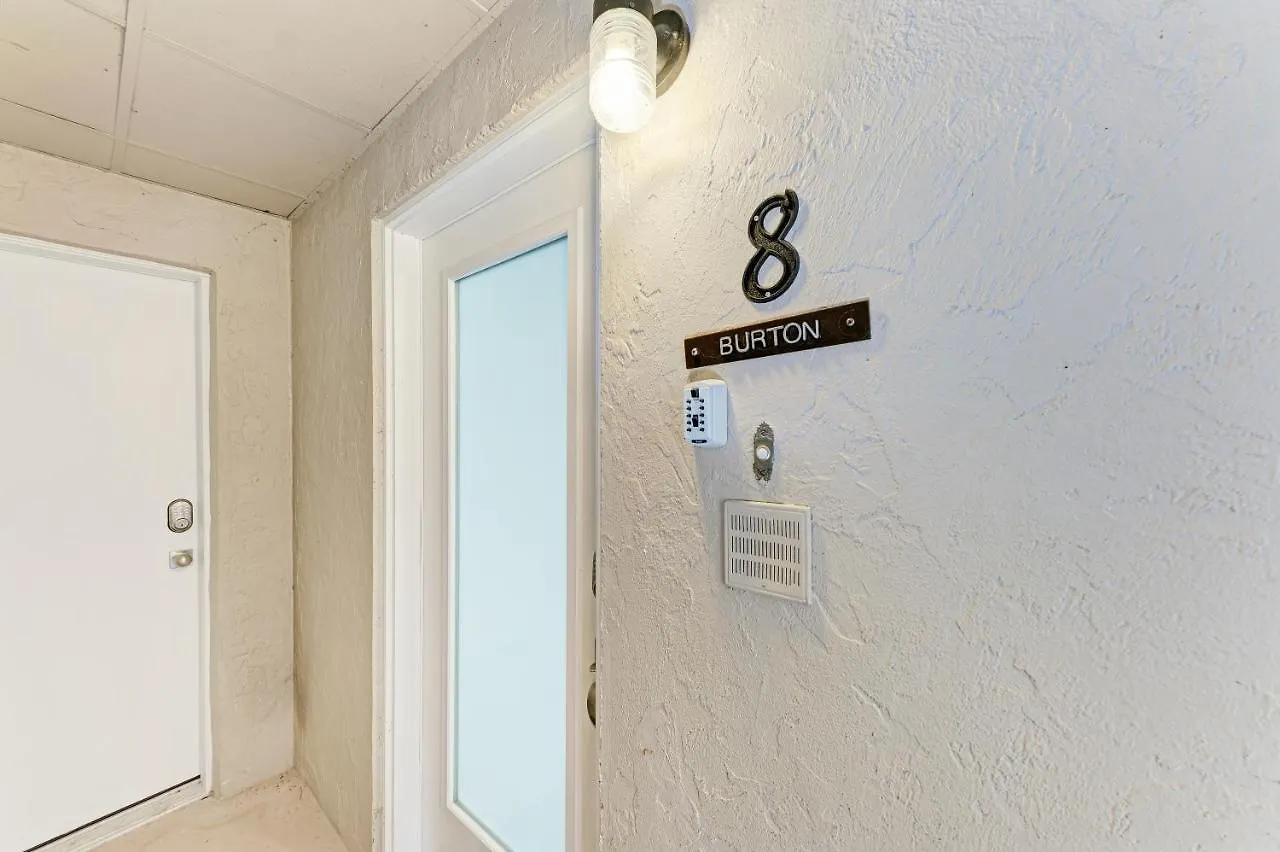 Sea Grape Inn8- Beachfront Longboat Key