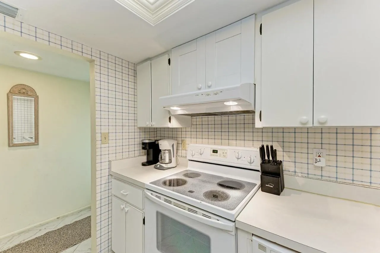 Apartment Sea Grape 3 - Beachfront Longboat Key